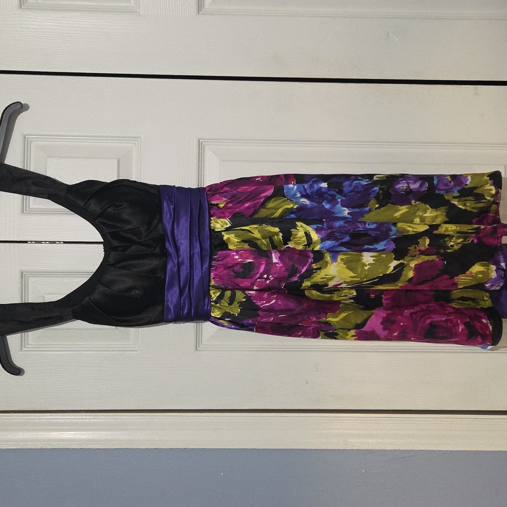 City Triangles Black and Purple Floral Prom Dress Size 7